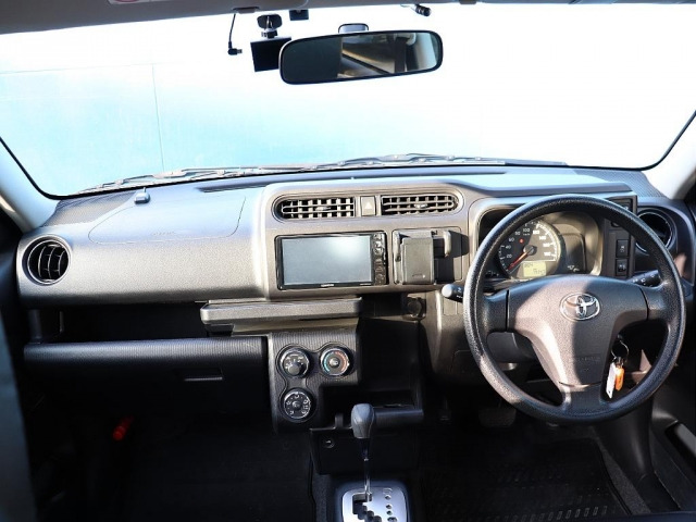 サクシードバン1.5 TX