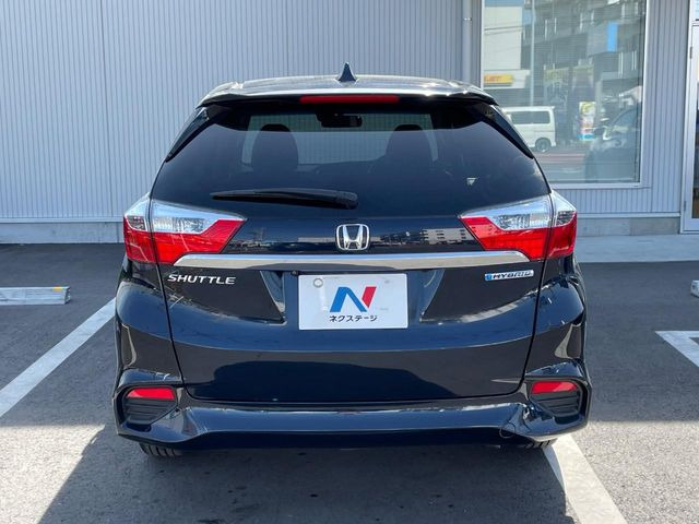 安心の最長10年・走行無制限保証(有償)をご用意。保証内容も充実はもちろん、無料点検&オイル交換や、年中無休の全国・24時間ロードサービスも付帯されておりますのでご安心下さい。