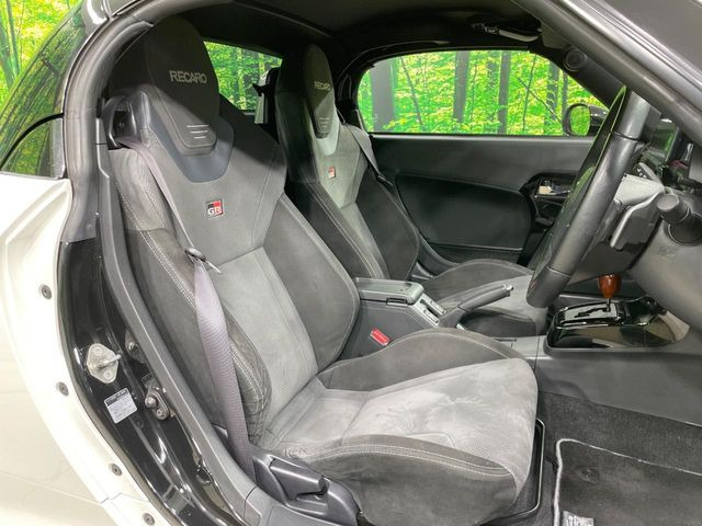 �yRECARO���o�P�b�g�V�[�g�z�l�ԍH�w�Ɋ�Â����ʈ����z�ɂ���č��ւ̕��S�Ⓑ���ԉ^�]���̔�J�������y������ڂŃ��J���Ƃ킩��X�|�[�e�B�ȃ��b�N�X�������ł��B