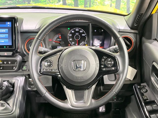 �y�����v�����X�e�A�����O�z�㎿�Ȋv���g�p���邱�ƂŁA��ɂ����������݂ƂĂ��^�]���₷���n���h���ł���