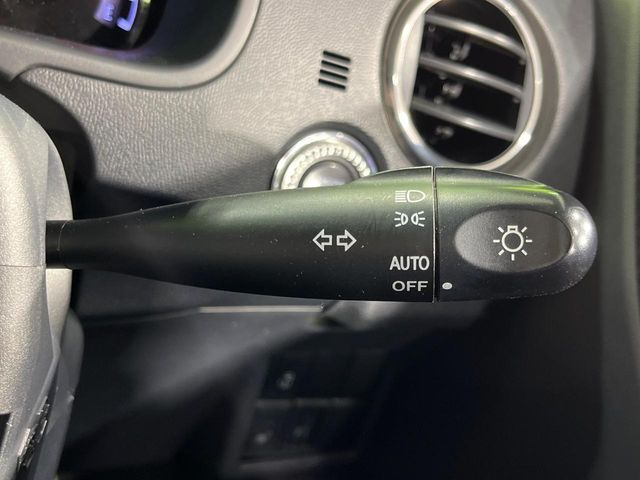 �y�I�[�g���C�g�z����̖��邳�ɉ����Ď����Ńw�b�h���C�g�̓_���E�������ł���@�\�ł�!���C�g�̕t���Y��E�����Y��Ȃǂ������Ȃ�A�J�̓���[���̑��s�����S!�g���l���ʉߎ����֗��ł��ˁ�