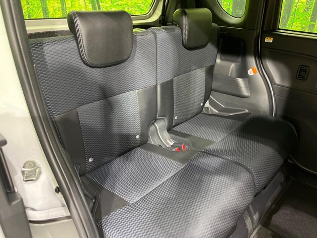 �y�n�[�t���U�[�V�[�g�z�������ƍ���S�n�𗼗������l�C�̃V�[�g���w�ʁE���ʂ̃t�@�u���b�N�f�ނ́A�ʋC���̗ǂ��⊊��ɂ����ɗD��Ă��܂��B�C���╞���ɍ��E���ꂸ���K�ɂ���肢�������܂��B