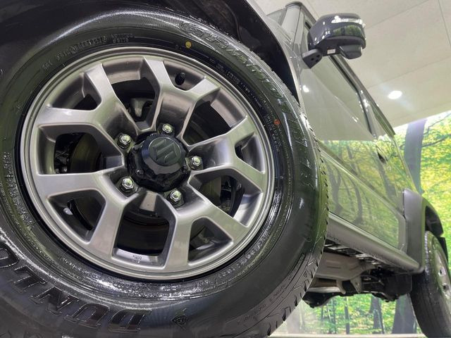 �y�O���[�h��p����15�C���`�A���~�z�C�[���z�f�U�C�����̍��������A���~�z�C�[���𑕒����Ă���܂��B�e��ЊO�A���~�z�C�[����A�X�^�b�h���X�^�C�����戵�����Ă���܂��B���񂲑��k����������