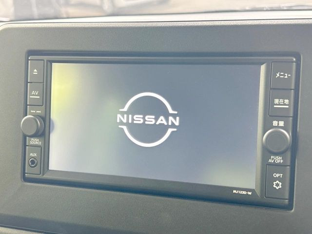 �y�����i�r�z�l�C�̏����i�r�𑕔��B�I�[�f�B�I�@�\���[�����Ă���ABluetooth�ڑ�����΂������̃X�}�z��MP3�v���C���[�̉��y���Đ��\!�����̉^�]������Ɋy�����Ȃ�܂�!!