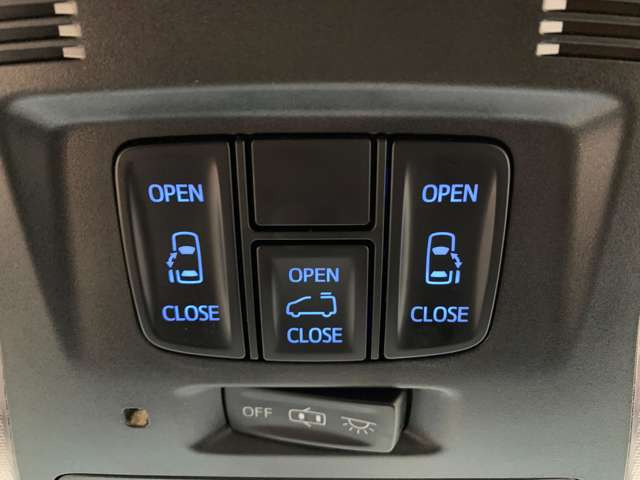 �l�C�̗����d���X���C�h�h�A�t��!�����̕���ו��Ŏ肪�ǂ����Ă����Ԃł������X���C�h�h�A�������J�Ń��N�`���ł�!!