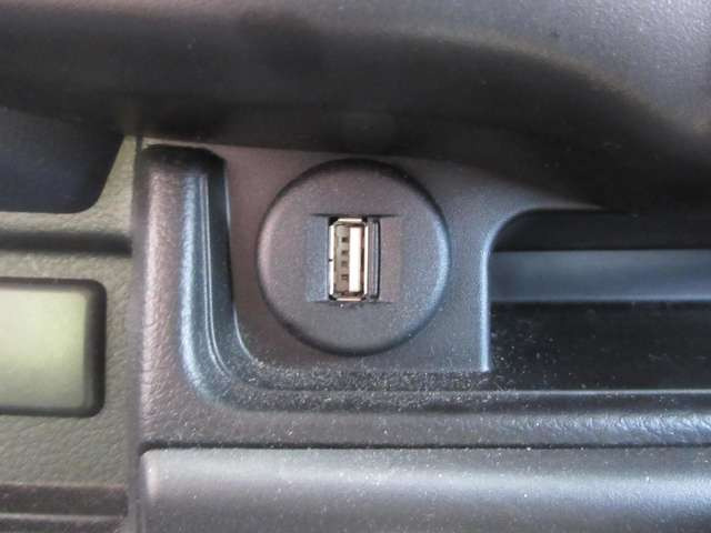 USB�|�[�g�t���ł�!!