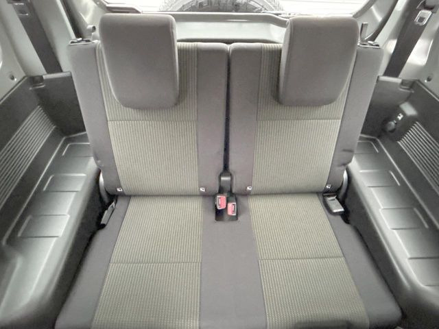 �L�X�Ƃ���2��ڃV�[�g�͋��Z���������A���S�n�����K!�F�B��Ƒ��Ƃ̂��o�����ɂ҂�����ł��B�x�r�[�V�[�g��`���C���h�V�[�g�g�p�������K�ɂ��߂�������������\���ȋ�Ԃ��m�ۂ��Ă��܂��B