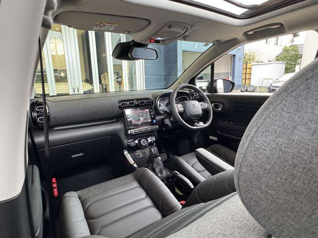 C3エアクロスSUVエディション ノアール ブルーHDi ディーゼル