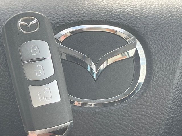 �y�A�h�o���X�g�L�[�z�J�o����|�P�b�g�ɓ��ꂽ�܂܂ł��h�A�̎{���E�������\�ȃX�}�[�g�L�[�𑕔��B�G���W���̃I���E�I�t�����J�M�����o���K�v����������Ƃ��Ă��֗��ł���