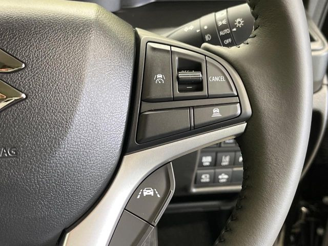 �y�A�_�v�e�B�u�N���[�Y�R���g���[���z�������H�ł̒��������s���y��!!�����ő��x��ۂN���[�Y�R���g���[�����A�Փˌy���V�X�e���ƘA�g���A�O���̎ԗ������m���ĎԊԂ�ۂ悤�ɑ��x���߂��Ă���܂�!!