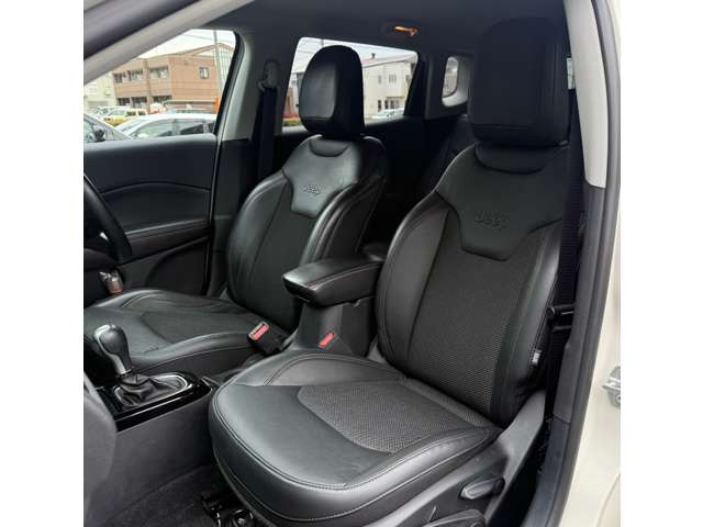 ���q�l�̈��S����ɍl���A���Ђɂ�24���ԃ��[�h�T�[�r�X���s���Ă���܂��B