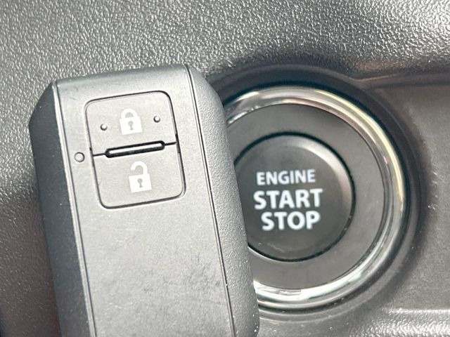 �y�L�[���X�X�^�[�g�V�X�e���z�J�o����|�P�b�g�ɓ��ꂽ�܂܂ł��h�A�̎{���E�������\�ȃX�}�[�g�L�[�𑕔��B�G���W���̃I���E�I�t�����J�M�����o���K�v����������Ƃ��Ă��֗��ł���