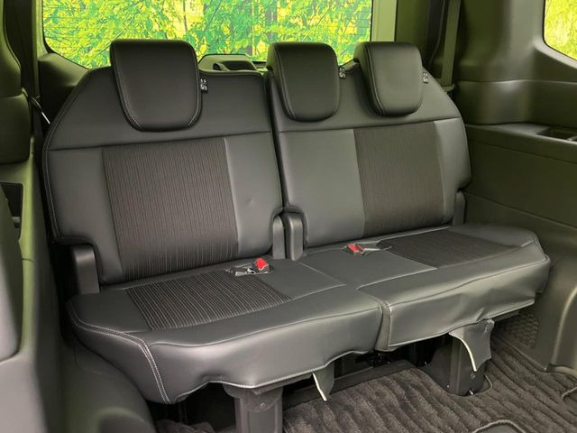 3��ڃV�[�g�͂�������ԗǍD����l�ł��������ƍ����Ē����܂��̂ŁA��l���ł̂��o���������N���N�ł��􂲉Ƒ��ŁA�C�̒m�ꂽ���ԂŁA�h���C�u�ɍs���̂��y���݂ł��ˁ�