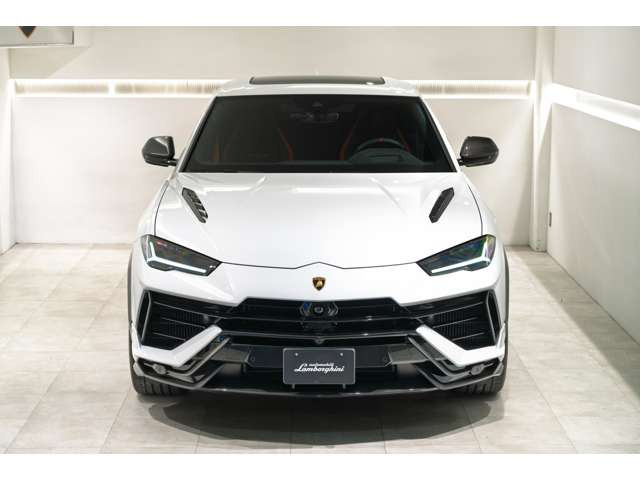 ウルスペルフォルマンテ 4WD