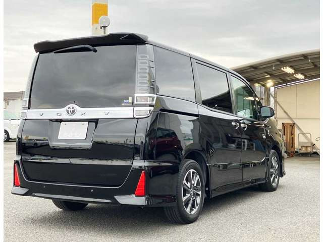 ヴォクシー2.0 ZS 煌III