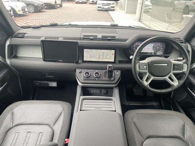 ディフェンダー110 S 2.0L P300 4WD