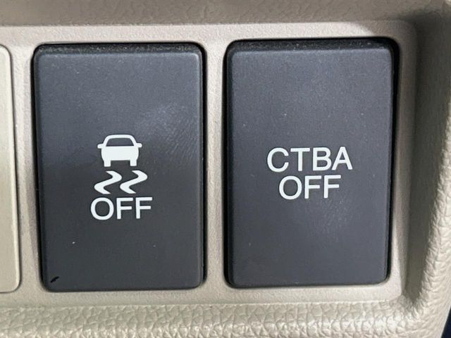 �y�V�e�B�u���[�L�A�N�e�B�u�V�X�e���z�ᑬ���s���ɑO���̎ԗ�����F�����A�Փ˂������Ȏ��͌x��ƃu���[�L�ŏՓˉ���Ɣ�Q�y�����A�V�X�g�B�����S�Ƀh���C�u�����y���݂��������܂��B