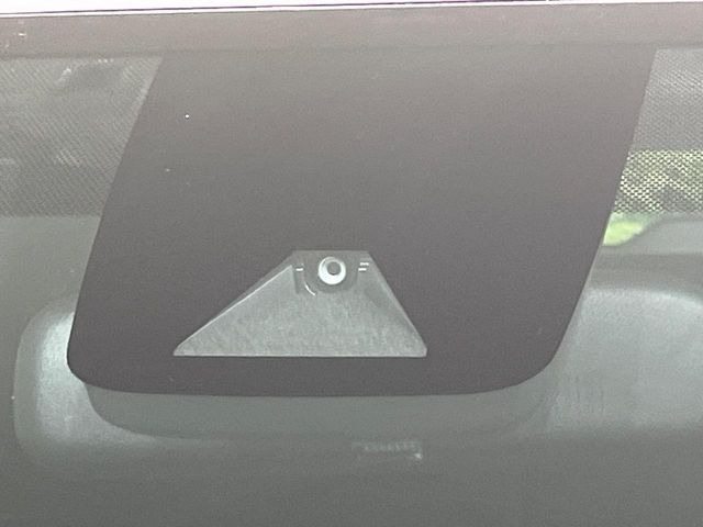 �y�g���^�Z�[�t�e�B�Z���X�z���s���ɑO���̎ԗ�����F�����A�Փ˂������Ȏ��͌x��ƃu���[�L�ŏՓˉ���Ɣ�Q�y�����A�V�X�g�B�����S�Ƀh���C�u�����y���݂��������܂��B