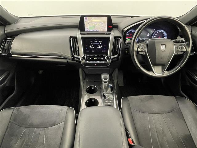 クラウンハイブリッド 2.5 RS アドバンス