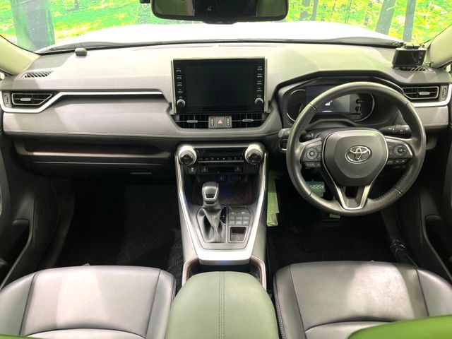 グループ総在庫数約30,000台!!全国の系列店からメーカー・車種問わずご紹介出来るので、あなたにピッタリのお車が見つかるはずです♪まずはお問い合わせ下さい☆