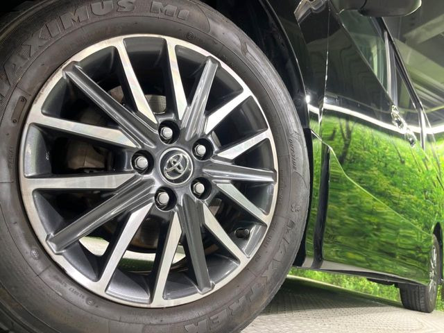 【純正16インチアルミホイール】外観にマッチした純正アルミホイールを装着しております。各種社外アルミホイールや、スタッドレスタイヤも取扱いしております。是非ご相談ください♪