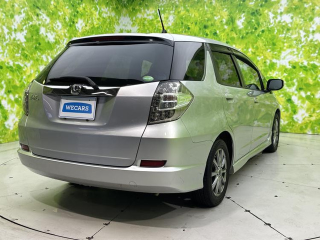 フィットシャトル1.5 15X ファインライン