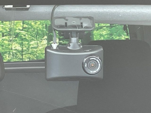 �y�h���C�u���R�[�_�[�z�h���C�u���R�[�_�[����!���s���͂������A������^�]�⎖�̂ɑ��������ہA�f���ŋL�^���A����̃��X�N�ɔ����܂��B���L�^�pSD�J�[�h�͂��q�l�����g�ł��������������K�v������܂��B