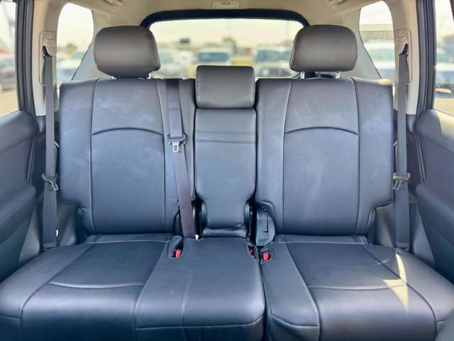 お電話・メールにてご質問・ご相談などお気軽にしてください^^もちろんご来店していただき、直接お車をご覧になってください。試乗もご対応させていただきますので、スタッフ一同お待ちしております。