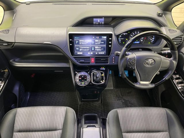 ヴォクシー1.8 ハイブリッド ZS