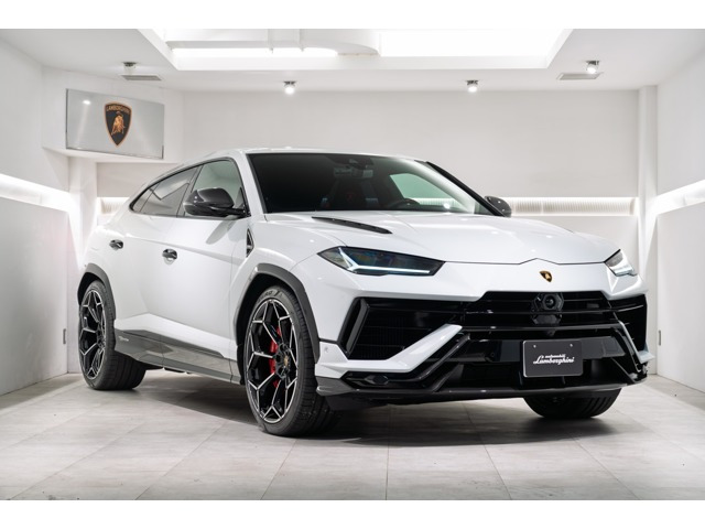 ウルスペルフォルマンテ 4WD