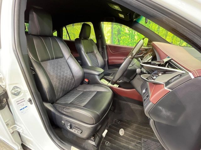 �y�n�[�t���U�[�V�[�g�z�������ƍ���S�n�𗼗������l�C�̃V�[�g���w�ʁE���ʂ̃t�@�u���b�N�f�ނ́A�ʋC���̗ǂ��⊊��ɂ����ɗD��Ă��܂��B�C���╞���ɍ��E���ꂸ���K�ɂ���肢�������܂��B