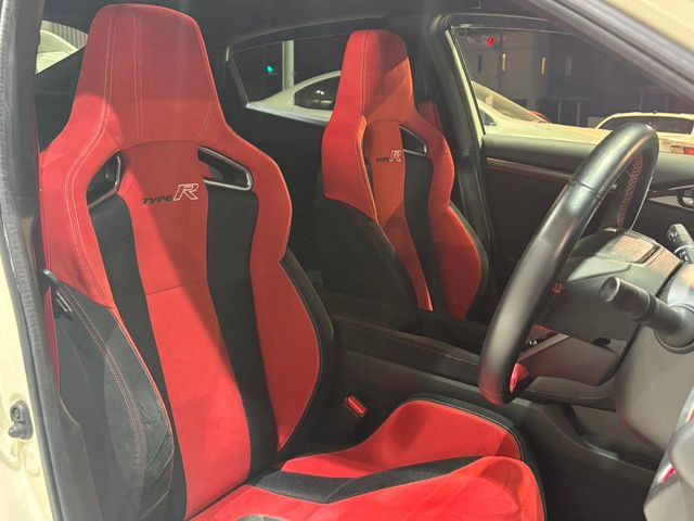 �^�]�ȃV�[�g���͎g�p�������Ȃ��A�ǍD�ȏ�ԂƂȂ��Ă��܂��B���J�Ɏg���Ă������Ƃ��悭�킩��܂��ˁB