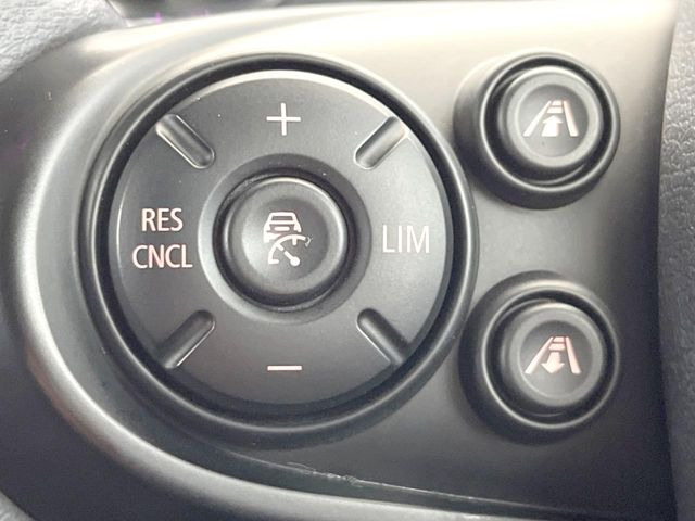 ���A�N�e�B�u�N���[�Y�R���g���[��:�O�̎ԂƂ̎Ԋԋ��������ɂƂ�A��葬�x�Ŏ������s���Ă���鎟����̃N���[�Y�R���g���[��!��ɍ������H�⎩���Ԑ�p���H�Ŏg�p����֗��ȋ@�\�ł�!