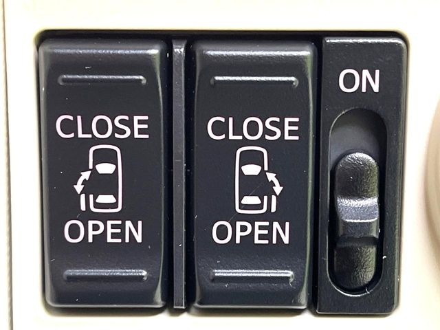 ムーヴキャンバスG メイクアップ リミテッド SAIII