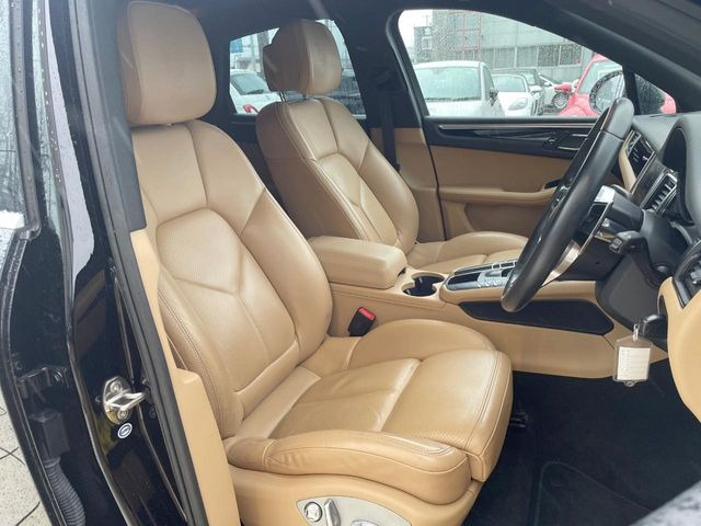 ���V�[�g�̎g�p��:�j��E�ւ�������Ȃ��A�����̒ʂ肫�ꂢ�ȏ�Ԃ��ێ����Ă���܂��B�܂��A�����N���[�j���O�E�R�[�e�B���O�����p�����������܂��B