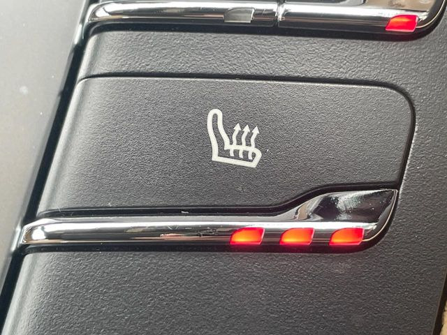 ���t�����g�V�[�g�q�[�e�B���O:�^�]�ȁE����ȋ��ɎO�i�K�Œ��߂��\�ȃV�[�g�q�[�^�[�𑕔����Ă���܂��B�G�߂��킸���K�ɂ��g�p���������܂��B