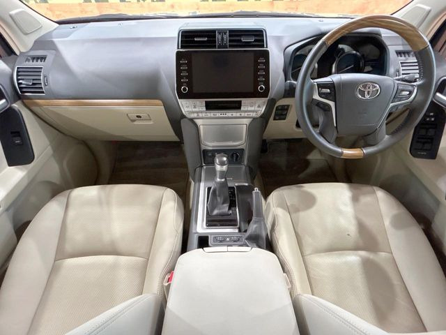 グループ総在庫数約30,000台!!全国の系列店からメーカー・車種問わずご紹介出来るので、あなたにピッタリのお車が見つかるはずです♪まずはお問い合わせ下さい☆