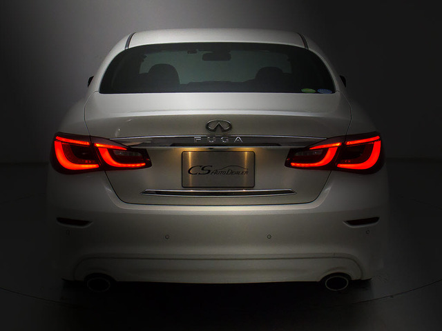 ���e�[���X���[�N��LED���H�A�}�t���[�A���[�t�X�|�C���[�A���A�E�C���O�A�G�A���p�[�c�Ȃǎ��t������܂�!���[�Ԗ��ɏo���܂��̂ŁA���Ԃ��w���ƃZ�b�g�w�����������߂ł�!!