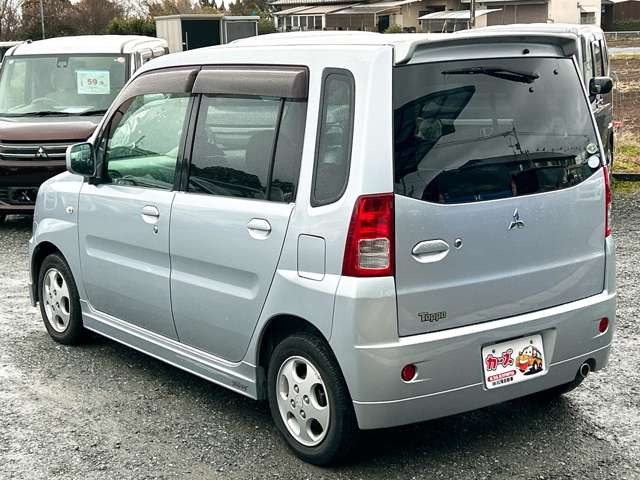 ���X�ł͌y�����Ԃ��畁�ʎԂ܂ŕ��L���I�[�����[�J�[�̎Ԏ�E�F�E�O���[�h��L�x�ɑ����Ă���܂��B