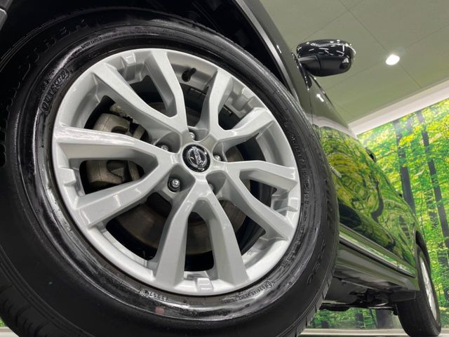 �y����17�C���`�A���~�z�C�[���z�O�ςɃ}�b�`���������A���~�z�C�[���𑕒����Ă���܂��B�e��ЊO�A���~�z�C�[����A�X�^�b�h���X�^�C�����戵�����Ă���܂��B���񂲑��k����������