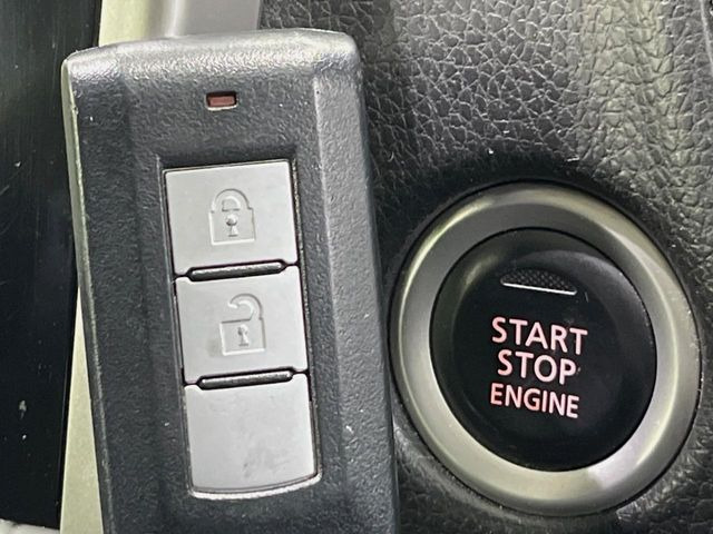 �y�I�y���[�V�����L�[�z�J�o����|�P�b�g�ɓ��ꂽ�܂܂ł��h�A�̎{���E�������\�ȃX�}�[�g�L�[�𑕔��B�G���W���̃I���E�I�t�����J�M�����o���K�v����������Ƃ��Ă��֗��ł���