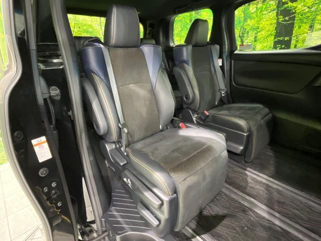 ���ڒ����̓E�H�[�N�X���[�ƂȂ��Ă���܂��B���ڂƎO��ڂ̈ړ�����~�肪�Ƃ��Ă��y�ɂȂ�̂ŁA���~��̍ۂ��X�g���X�������邱�Ƃ͂���܂����