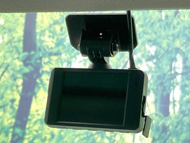 �y�h���C�u���R�[�_�[�z�h���C�u���R�[�_�[����!���s���͂������A������^�]�⎖�̂ɑ��������ہA�f���ŋL�^���A����̃��X�N�ɔ����܂��B���L�^�pSD�J�[�h�͂��q�l�����g�ł��������������K�v������܂��B