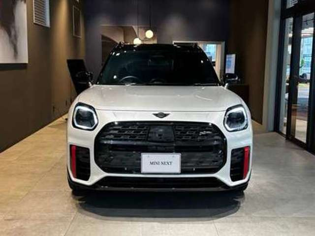 ミニカントリーマンジョン クーパー ワークス ALL4 DCT 4WD