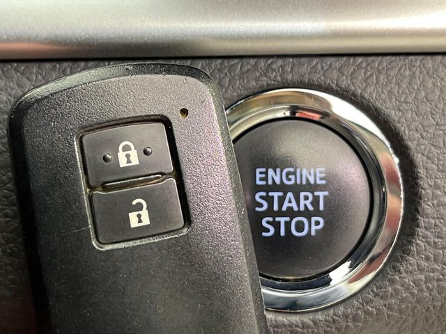 �y�X�}�[�g�L�[�z�J�o����|�P�b�g�ɓ��ꂽ�܂܂ł��h�A�̎{���E�������\�ȃX�}�[�g�L�[�𑕔��B�G���W���̃I���E�I�t�����J�M�����o���K�v����������Ƃ��Ă��֗��ł���