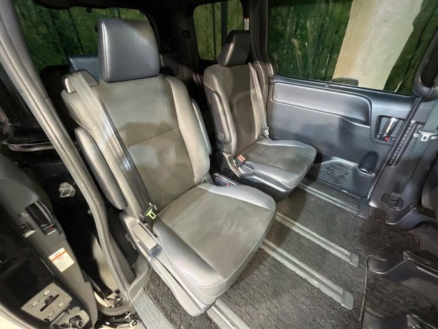 ���ڒ����̓E�H�[�N�X���[�ƂȂ��Ă���܂��B���ڂƎO��ڂ̈ړ�����~�肪�Ƃ��Ă��y�ɂȂ�̂ŁA���~��̍ۂ��X�g���X�������邱�Ƃ͂���܂����