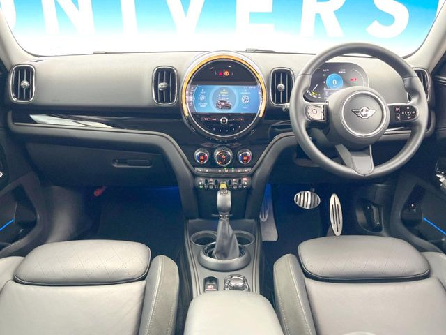 輸入車グループ総在庫数約2,000台!全国の系列店からメーカー・車種問わずご紹介出来るので、あなたにピッタリのお車が見つかるはずです♪まずはお問い合わせ下さい☆