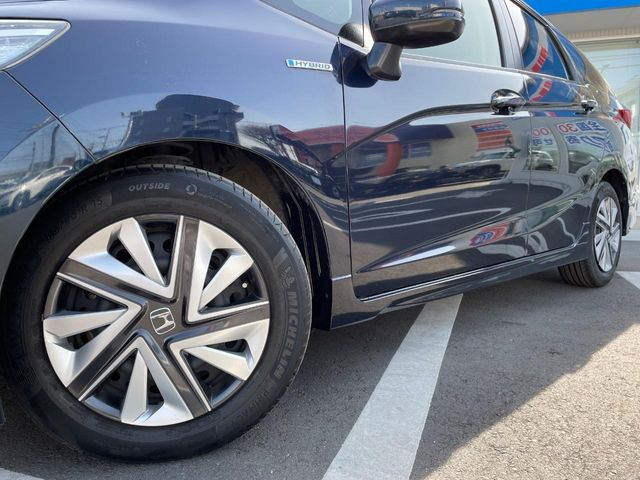 【純正15インチスチールホイール】ネクステージでは『社外アルミホイール』も好評発売中!有名ブランドからお値打ちなアルミまで幅広くご提案致します♪スタッドレスタイヤも取り扱っておりますのでお任せ下さい!