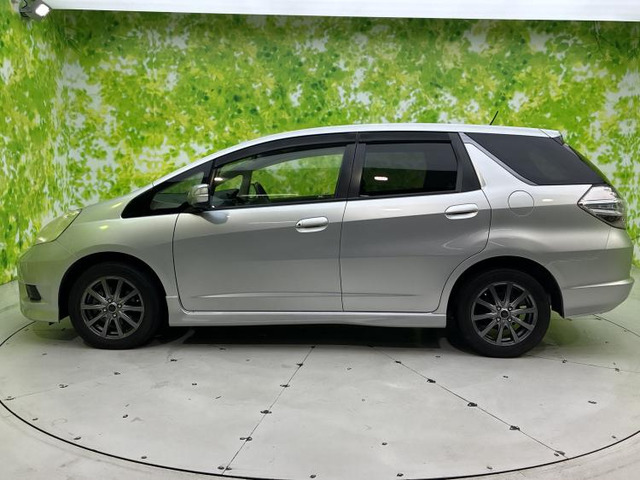 フィットシャトル1.5 15X ファインライン