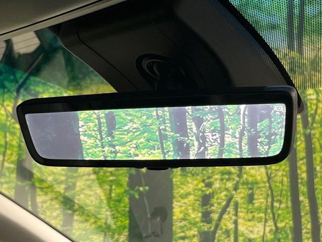 �y�f�W�^���C���i�[�~���[�z��Ȃ̑傫�ȉו��⓯��҂Ō�����m�F���Â炢���ł����S!�J�������B�e�����ԗ�����̉f�������[���~���[���ɕ\���B�N���A�Ȏ��E�ŏ󋵂̊m�F���\�ł�!